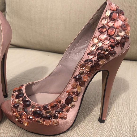 High heels - Picture 3 of 7